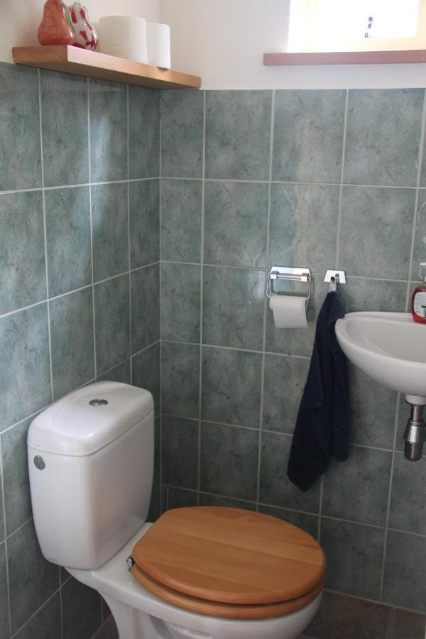 Vakantiehuisje Achter Odiliapeel Exterior foto